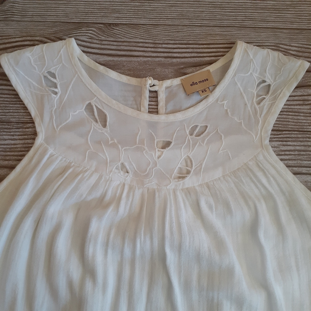 Ella Miss White Sleeveless Dress - Picture 3 of 7